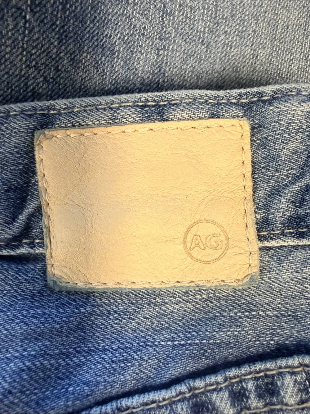 AG Adriano Goldschmied Sloan Vintage Boyfriend Denim Shorts Size 25R